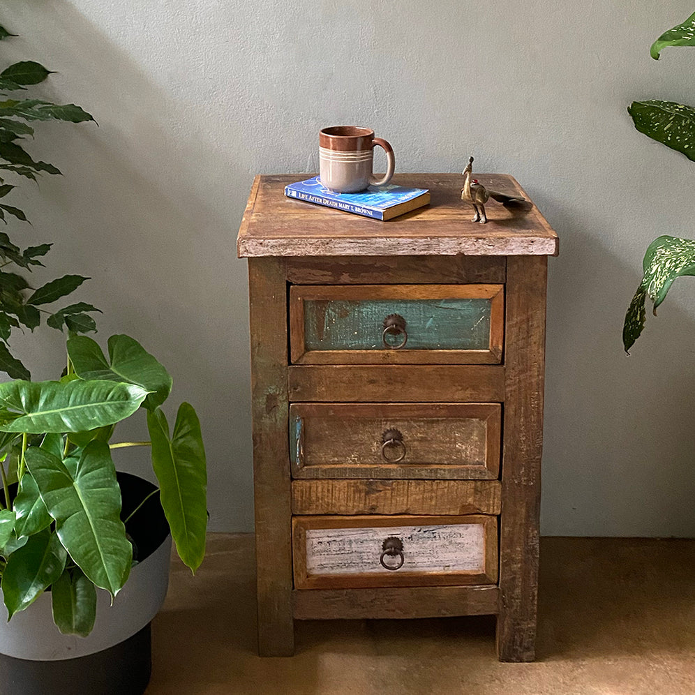 Vintage furniture online | Purchase furniture Online At Best price– Sunshine Boulevard